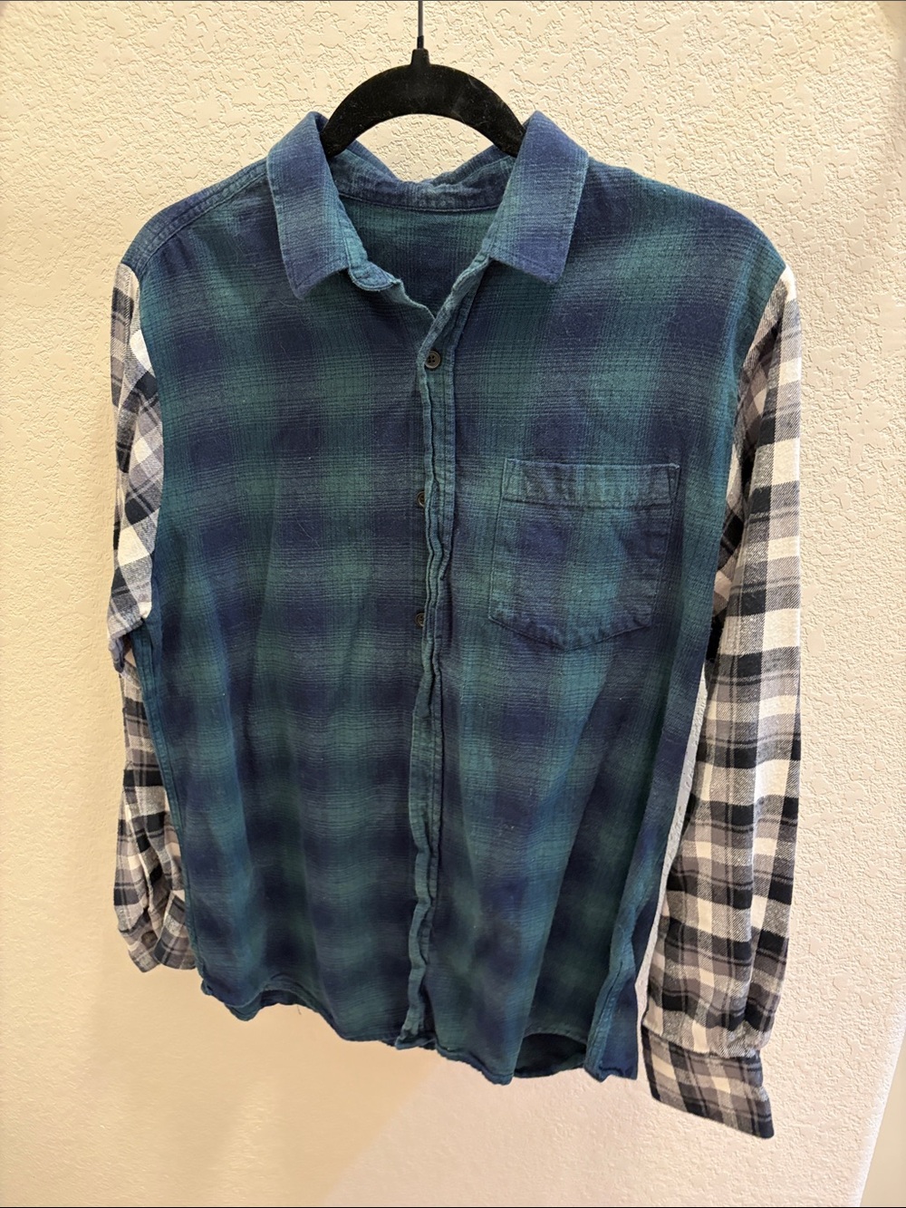 Blue-Green Plaid Long-Sleeve Shirt